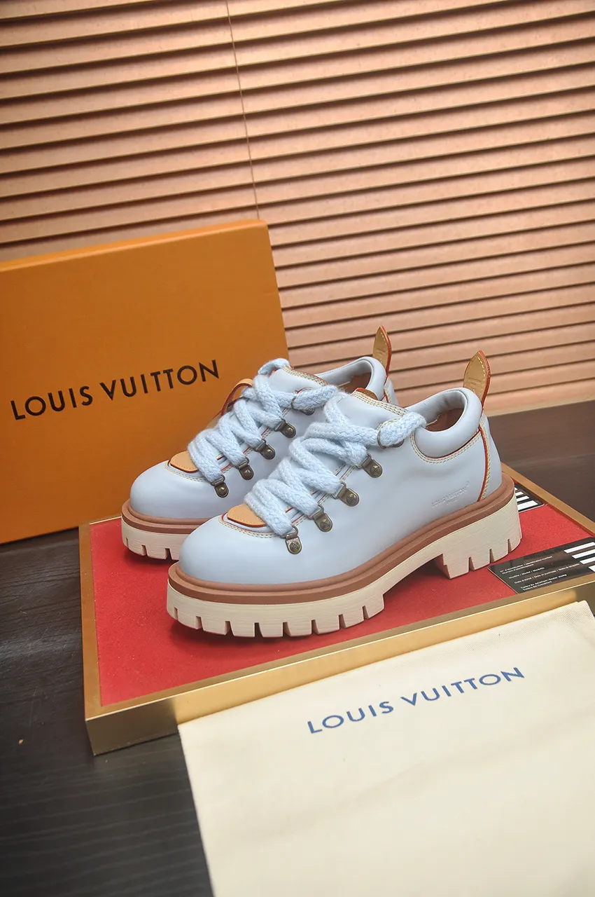 Men's shoes 💰660💶 LV Louis Vuitton 2025 autumn and winter new couple's new style, the original version is developed one to one, retro fashion, handsome and cool mountaineering derby shoes are out of stock 👍 💎 Material: imported first-layer cowhide 💎 Lining: imported lambskin 💎 Outsole: original molded TR non-slip sole 💎 Bottom height: 3.5cm 💎 Shoe size: 35-45 for both men and women
